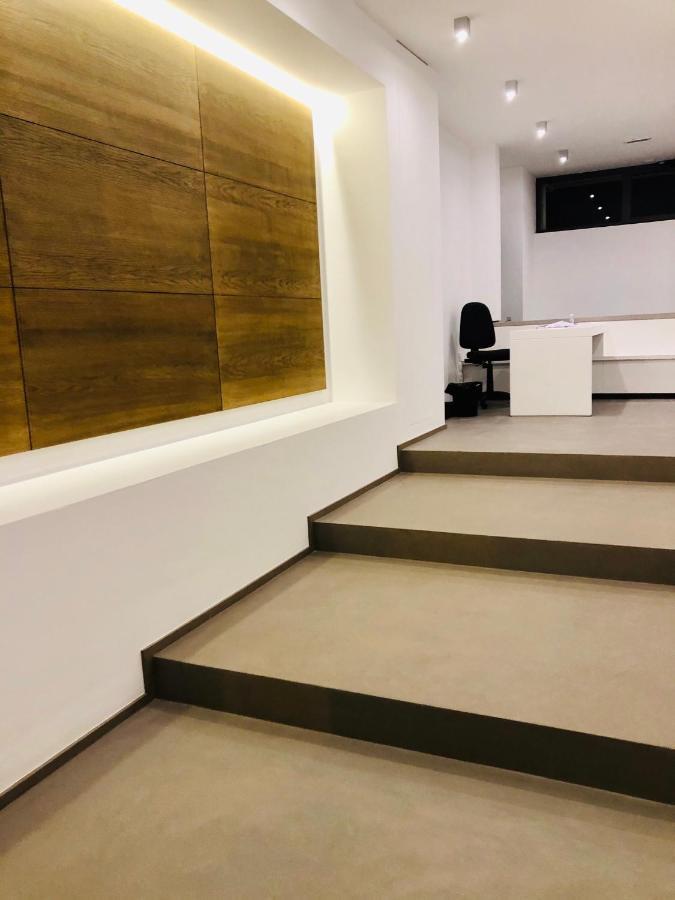 Apartament Ella *